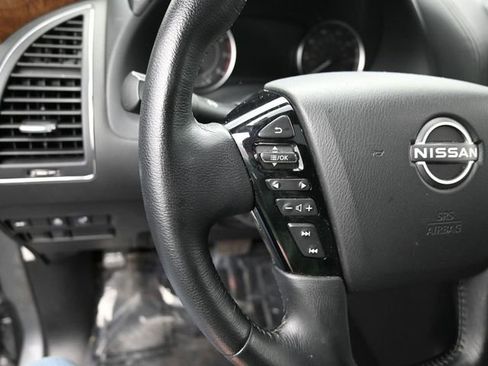 Used 2024 Nissan Armada SL AWD/4WD image 17