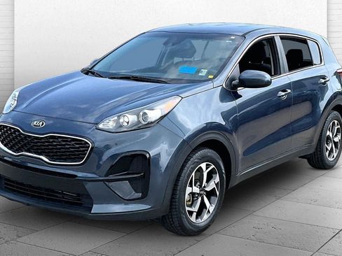 Used 2022 Kia Sportage LX FWD image 3