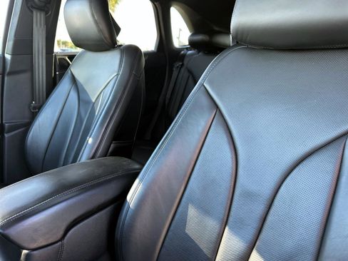 Used 2018 Lincoln MKC Reserve image 22