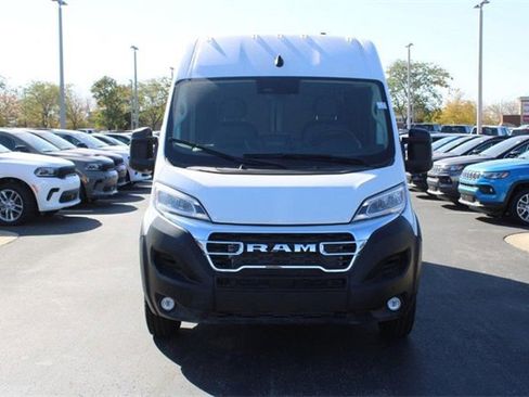 New 2024 RAM ProMaster 2500 w/ Quick Order Package 22H SLT+ image 9