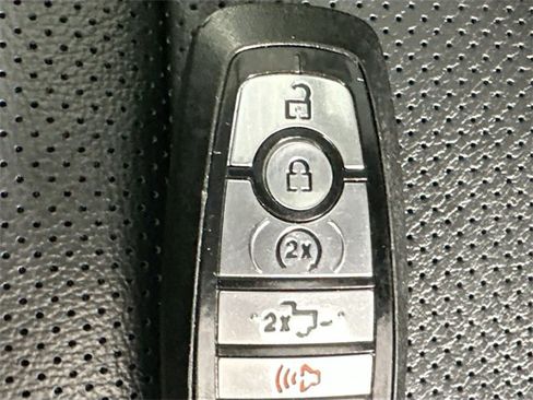 Used 2023 Ford F150 Lariat w/ Equipment Group 502A High image 30