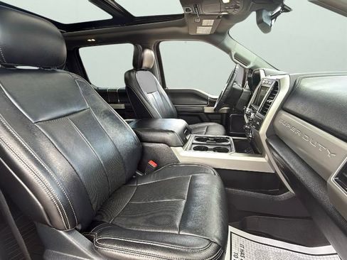 Used 2020 Ford F350 Lariat w/ Lariat Ultimate Package AWD/4WD image 29