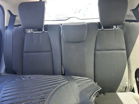 Used 2016 Honda HR-V LX image 11