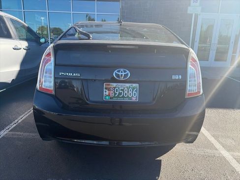 Used 2013 Toyota Prius Three w/ Protection Pkg FWD image 5