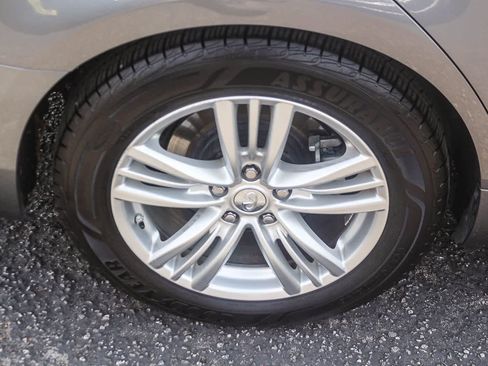 Used 2015 INFINITI Q40 w/ Navigation Package RWD image 11
