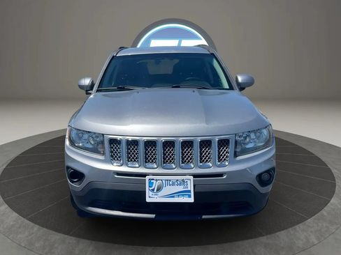 Used 2016 Jeep Compass Latitude AWD/4WD image 10