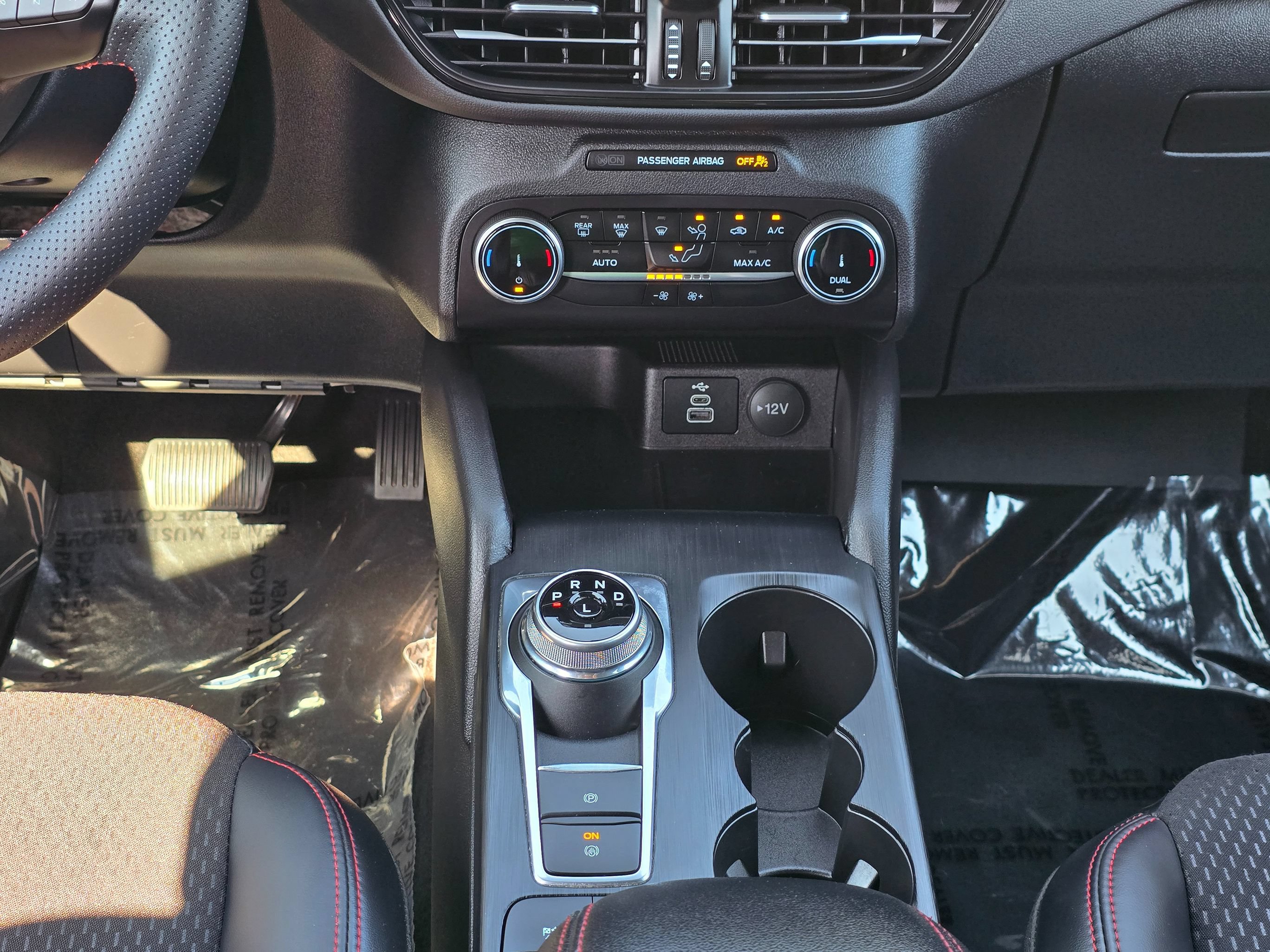 Used 2025 Ford Escape ST-Line FWD image 25