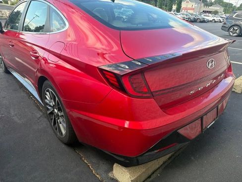 Used 2020 Hyundai Sonata Limited w/ Cargo Package FWD image 6