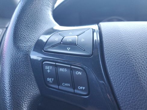 Used 2018 Ford Explorer XLT w/ Equipment Group 202A image 17