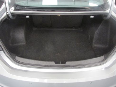 Used 2024 Chevrolet Malibu LT image 22