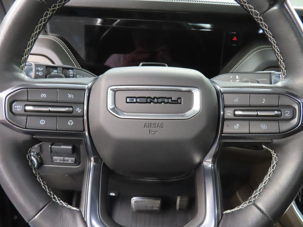 Used 2025 GMC Yukon XL Denali Ultimate AWD/4WD image 63