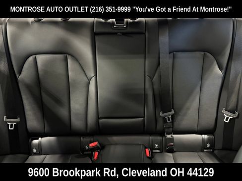 Used 2023 BMW 330i xDrive Sedan AWD/4WD image 33