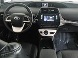 Used 2017 Toyota Prius Two image 2