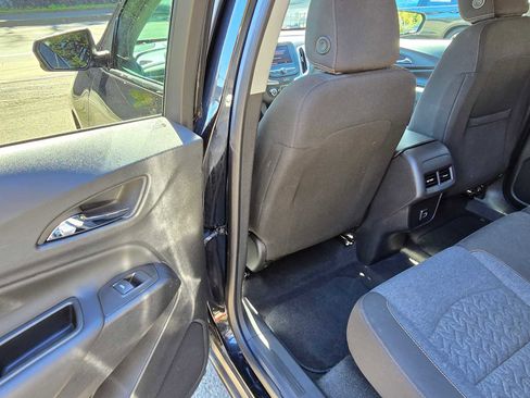 Used 2023 Chevrolet Equinox LT image 15