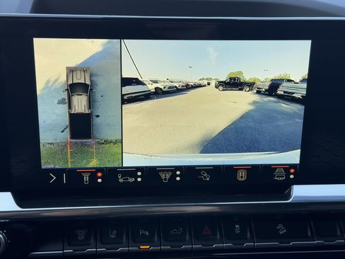 New 2026 GMC Sierra 2500 SLT w/ SLT Premium Package image 38