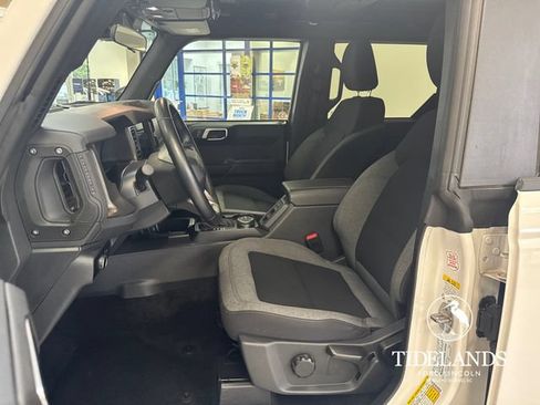 Used 2025 Ford Bronco Big Bend AWD/4WD image 11