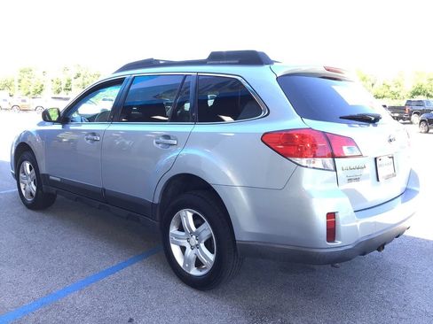 Used 2012 Subaru Outback 2.5i AWD/4WD image 10