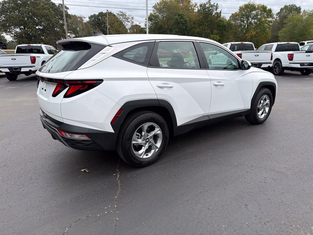 Used 2024 Hyundai Tucson SE FWD image 3