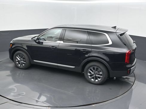 Used 2024 Kia Telluride LX FWD image 15