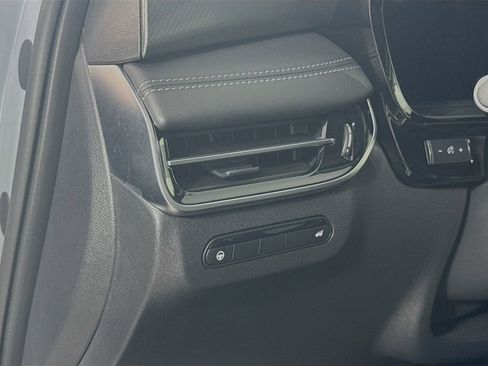 Used 2026 INFINITI QX60 Luxe w/ Cargo Package image 12