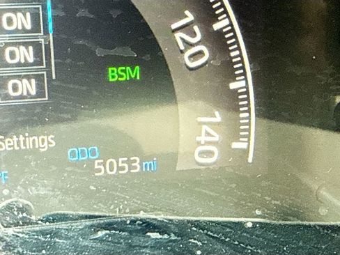 Used 2025 Toyota RAV4 XLE AWD/4WD image 13