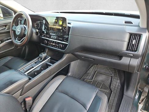 Used 2022 Nissan Pathfinder SL w/ SL Premium Package FWD image 25