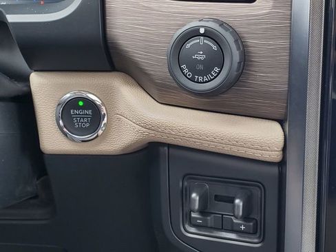 Used 2023 Ford Expedition Limited image 25