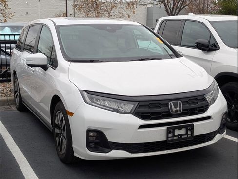 Certified 2025 Honda Odyssey EX-L image 1