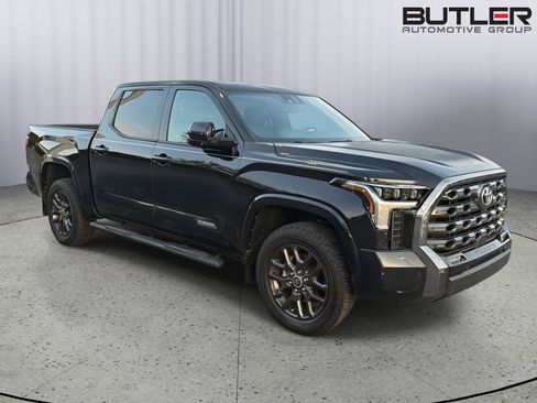 Used 2023 Toyota Tundra Platinum AWD/4WD image 5