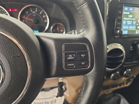 Used 2013 Jeep Wrangler Unlimited Sahara w/ Connectivity Group AWD/4WD image 63