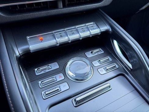 New 2026 Lincoln Nautilus Reserve image 36