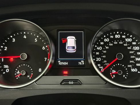 Used 2021 Volkswagen Tiguan SE R-Line FWD image 21
