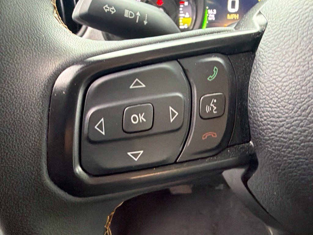 Used 2024 Jeep Wrangler Unlimited AWD/4WD image 14