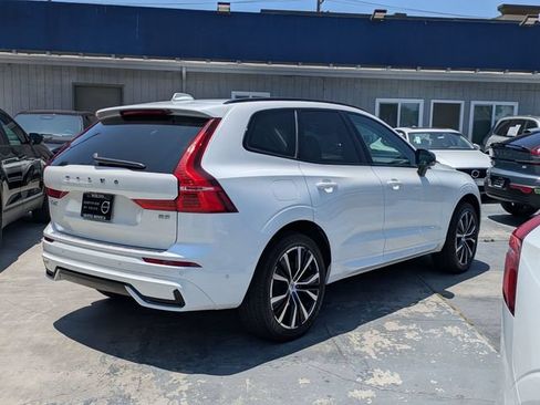 Certified 2023 Volvo XC60 B5 Plus w/ Climate Package FWD image 3