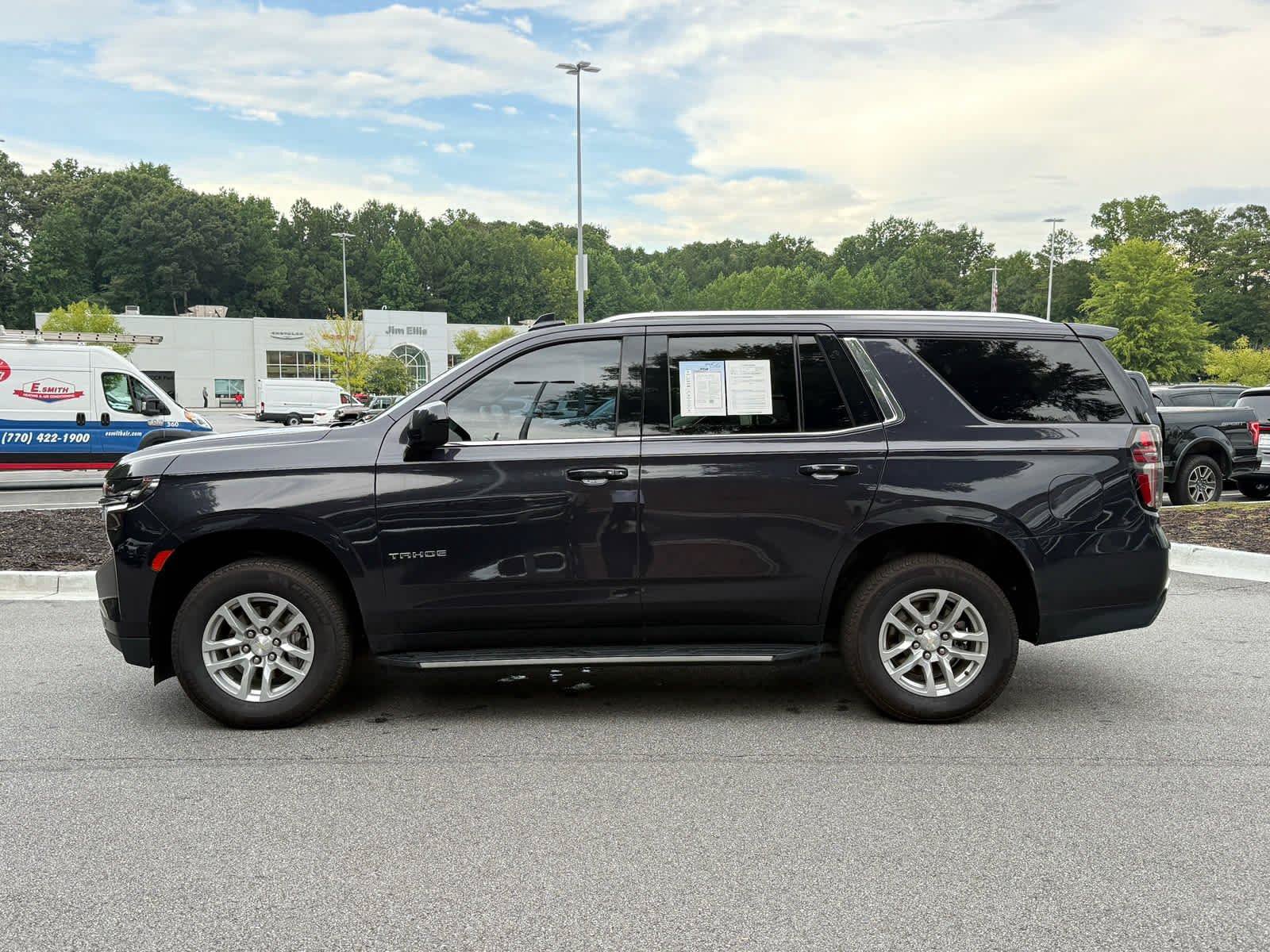 Used 2023 Chevrolet Tahoe LS w/ Driver Alert Package RWD image 2