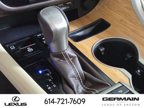 Used 2020 Lexus RX 350L Premium w/ Premium Package AWD/4WD image 27