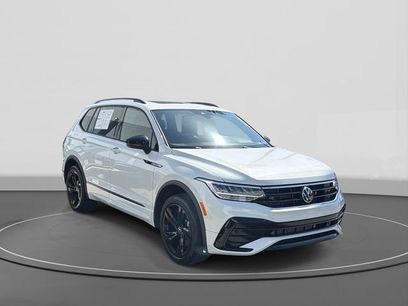 Certified 2023 Volkswagen Tiguan SE R-Line