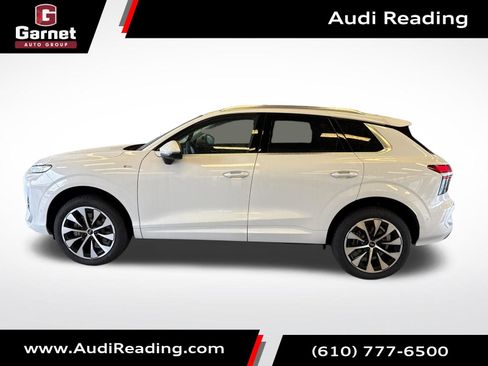 New 2026 Audi Q3 quattro 2.0T AWD/4WD image 2