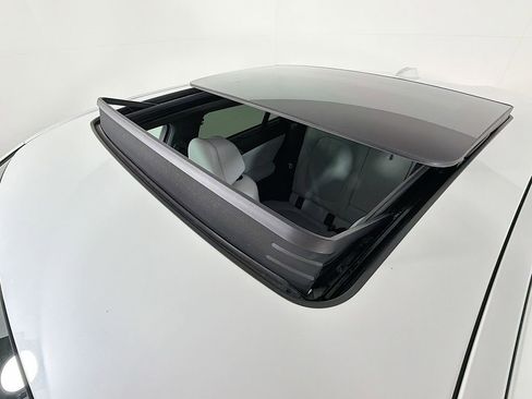 Used 2024 BMW X6 M60i AWD/4WD image 23