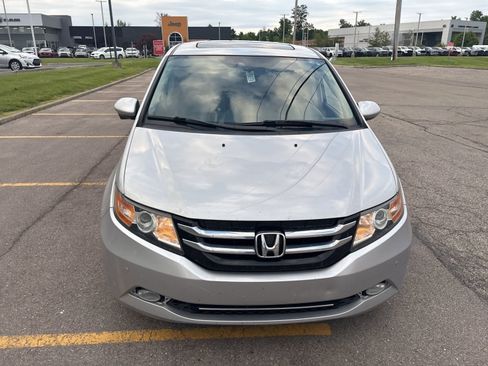 Used 2015 Honda Odyssey Touring image 17