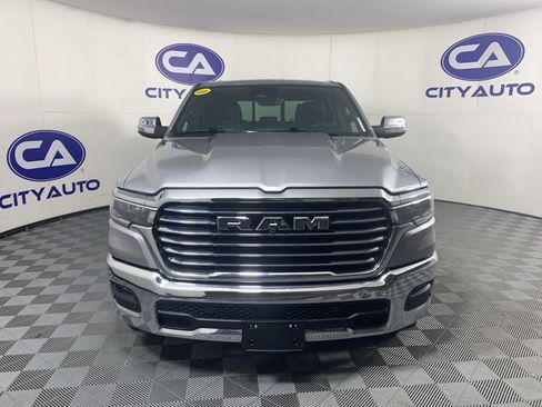 Used 2025 RAM 1500 Laramie AWD/4WD image 9