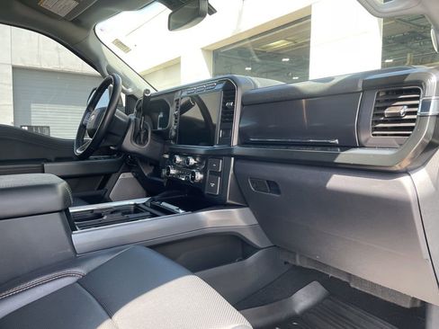 Used 2024 Ford F250 Lariat w/ Lariat Ultimate Package AWD/4WD image 21