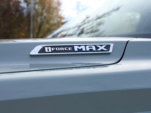 New 2026 Toyota Tundra Limited image 13