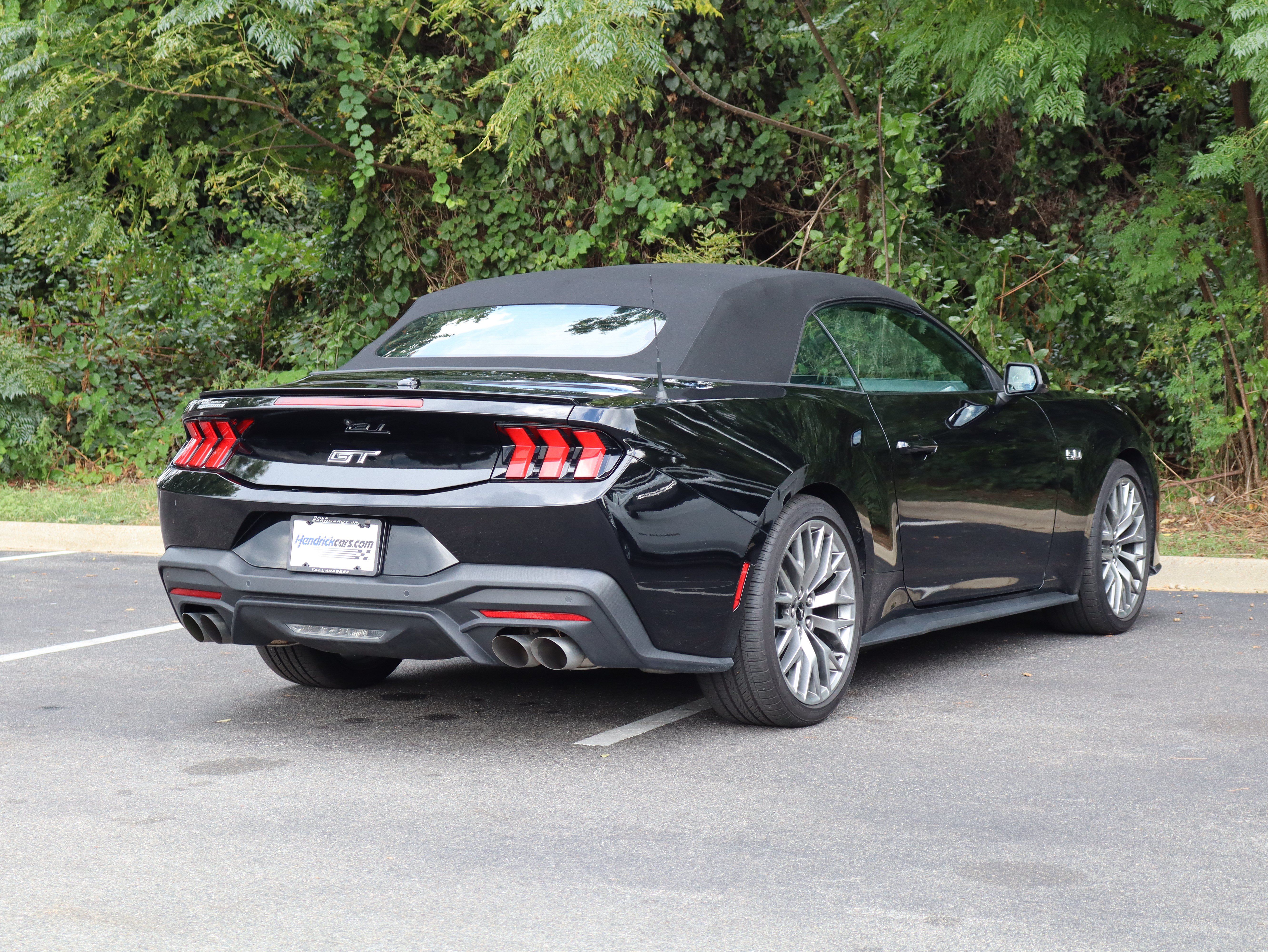 Used 2025 Ford Mustang GT Premium RWD image 10