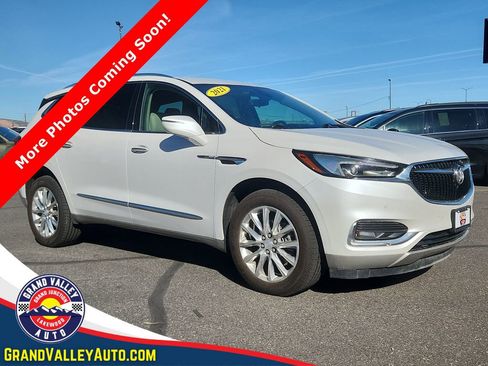 Used 2021 Buick Enclave Premium w/ Surround and Sites Package image 1