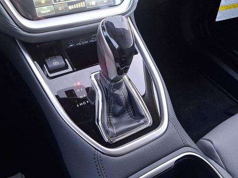 New 2025 Subaru Legacy Limited w/ Popular Package #3 image 16