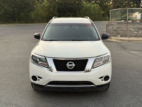 Used 2016 Nissan Pathfinder S image 8