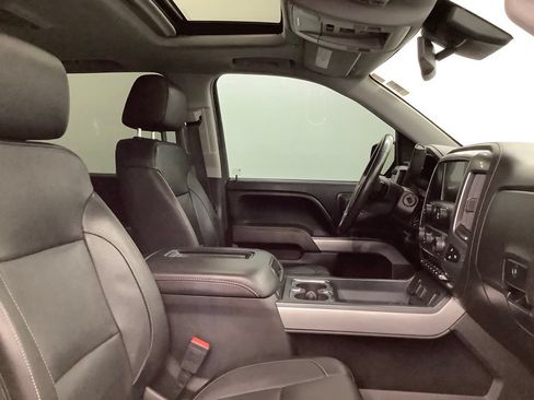 Used 2017 Chevrolet Silverado 1500 LTZ Z71 w/ LTZ Plus Package AWD/4WD image 31