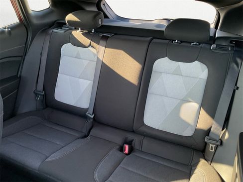 Used 2024 Chevrolet Trax RS w/ Driver Confidence Package image 9