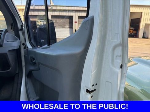 Used 2015 Ford Transit 250 130 Low Roof RWD image 6